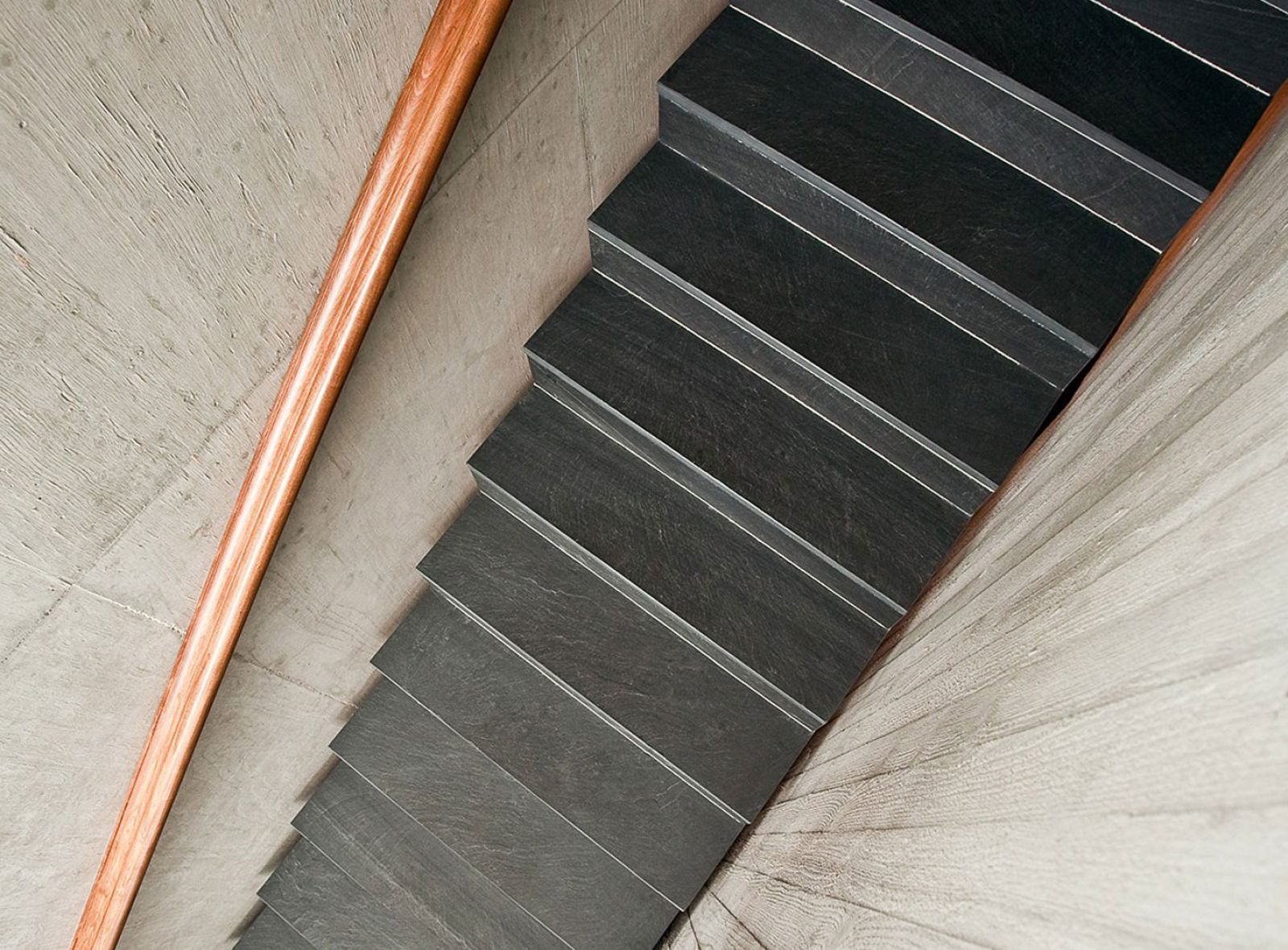 treppe schiefer