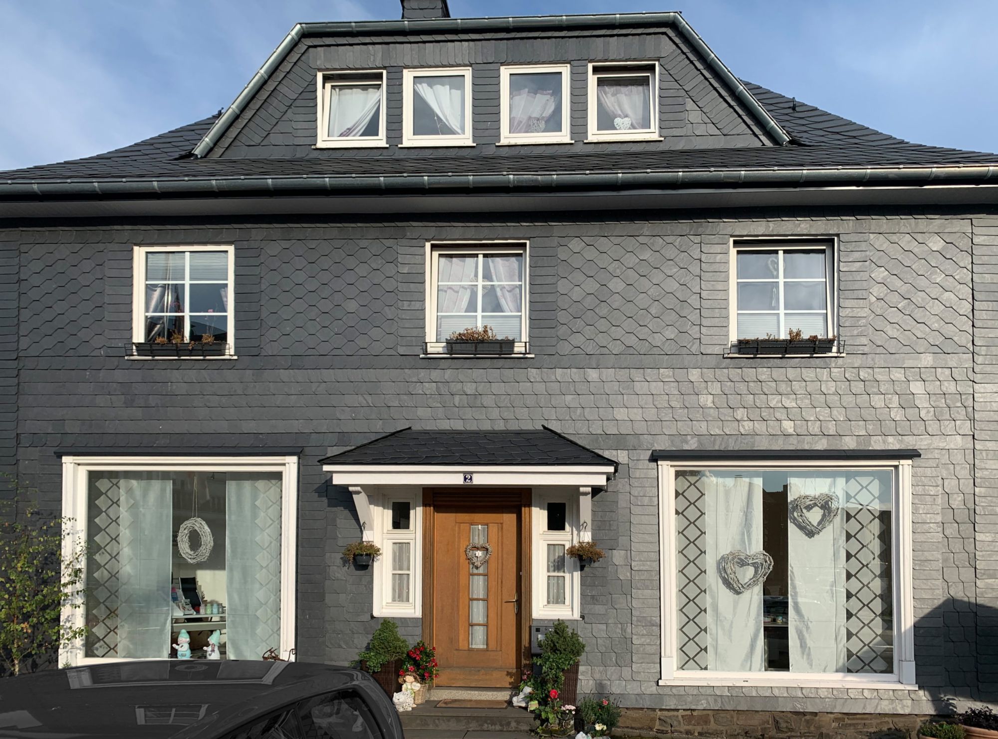Schönes Haus - Wabendeckung Fassade